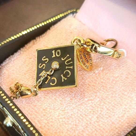 RARE Juicy Couture 2010 Graduation Cap Charm Neiman Marcus - Picture 2 of 5